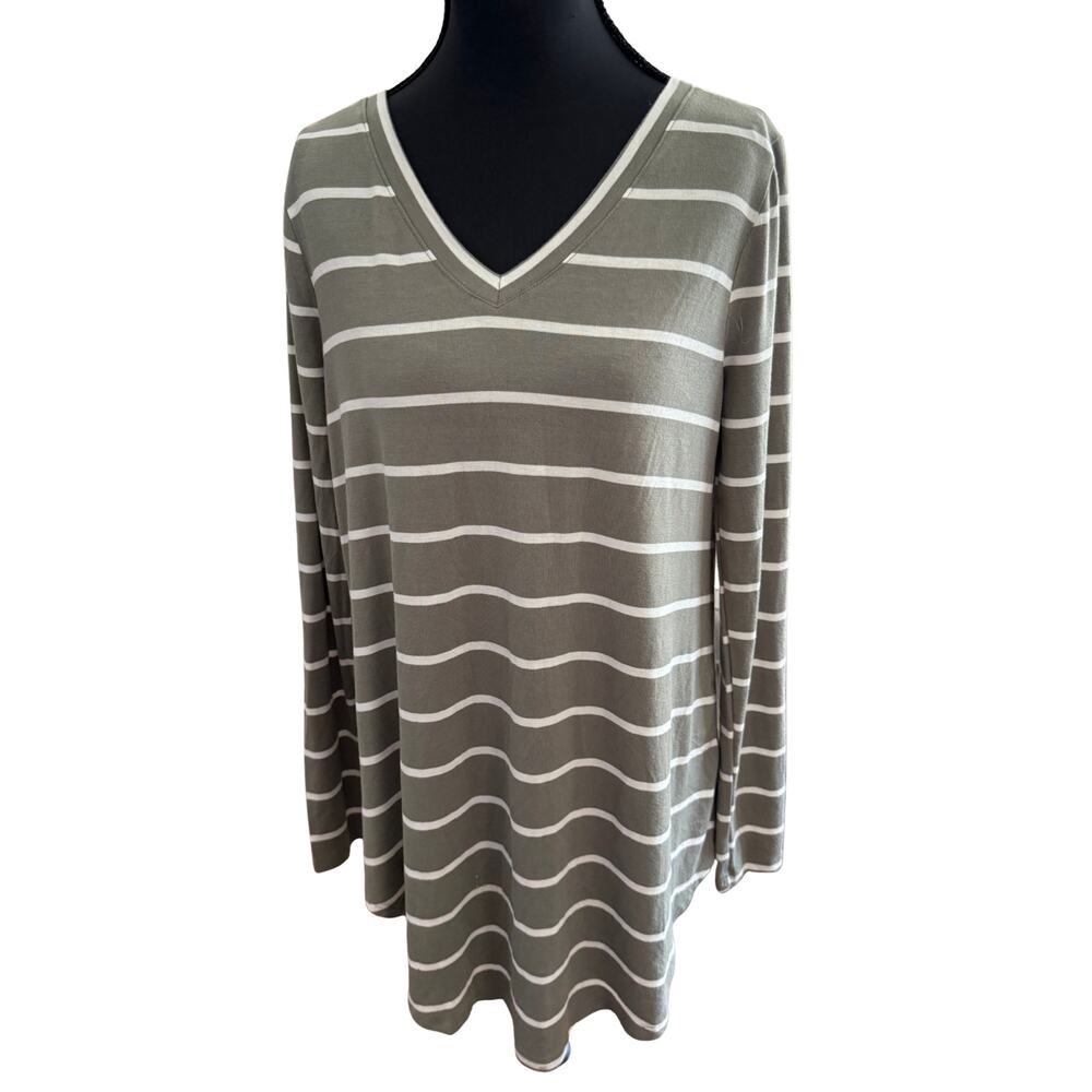 Khaki Green Striped V-Neck Tunic NWOT‎ Zenana Premium Size Small